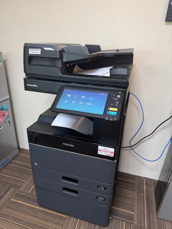 z6704006183564 c40e41808352c1c83c8f71d51e5ab21a