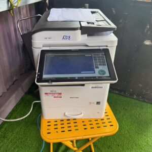 z6704330448657 e58063e89403175a81f9f09f5287d41f