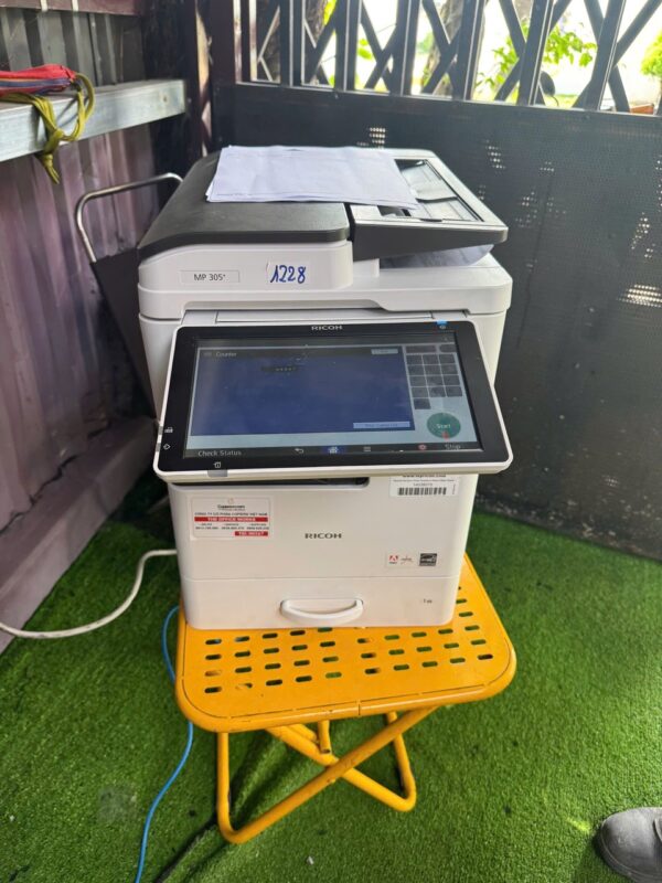 z6704330448657 e58063e89403175a81f9f09f5287d41f