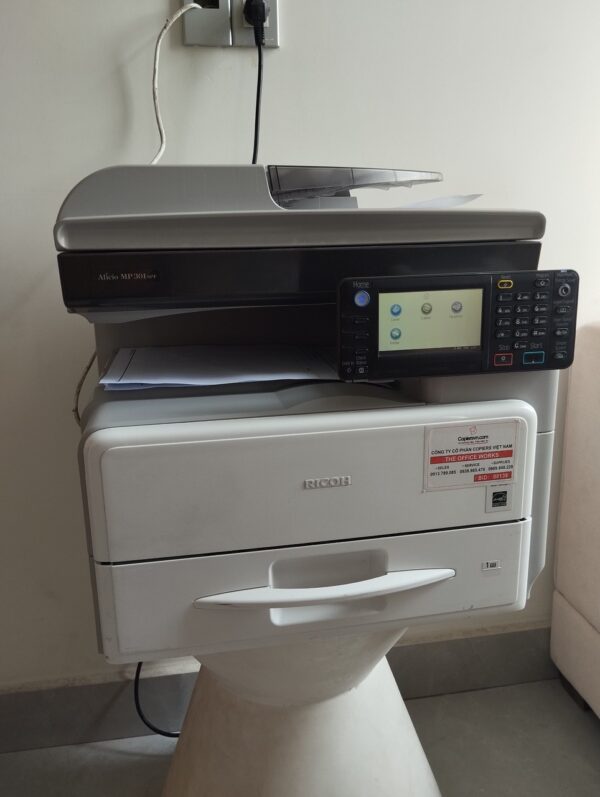 z6704824920330 98b895393e8691235696d26d6188860d