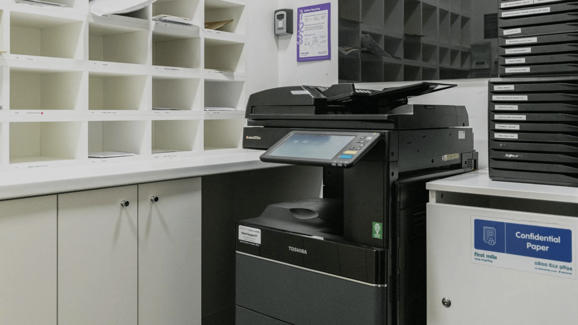So sánh thuê và mua máy photocopy – Lựa chọn nào có lợi cho doanh nghiệp nhỏ?