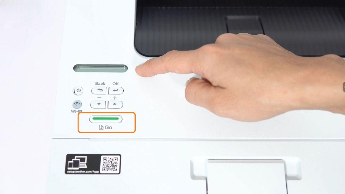Ấn nút Go khoảng 2 giây trên máy in Brother HL-B2190DW để xóa lệnh in